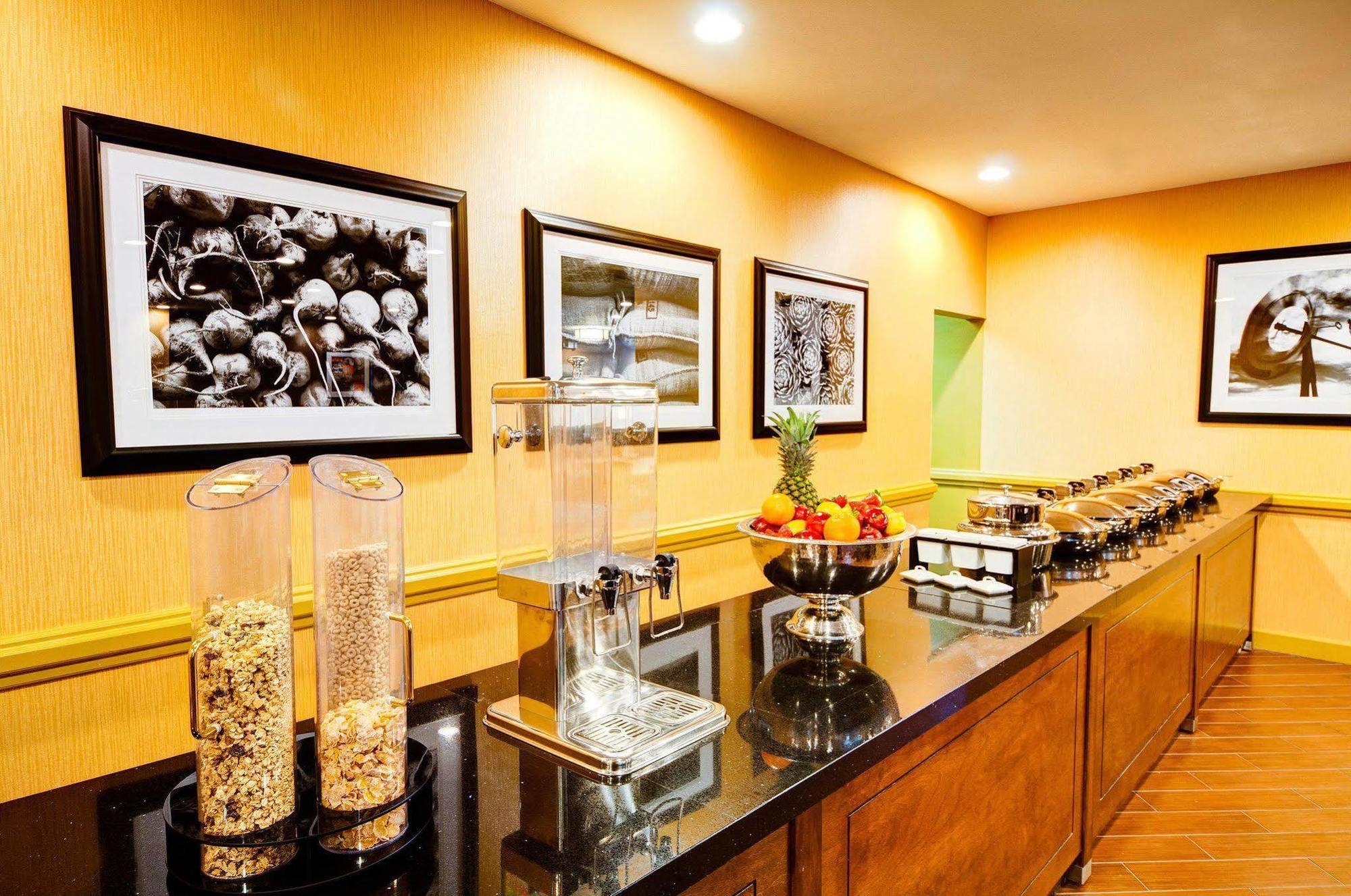Hampton Inn & Suites Holly Springs Kültér fotó